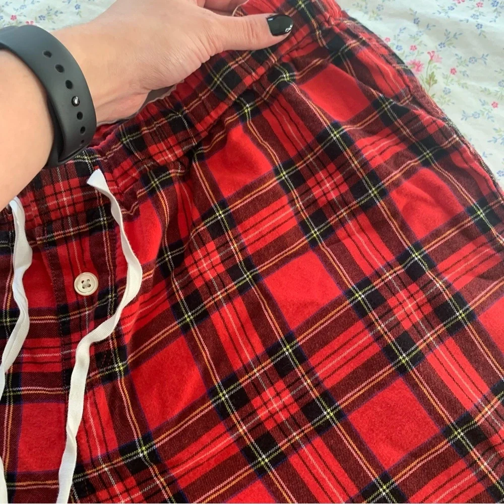 J. Crew Classic Tartan Flannel Pajama Bottoms Red Black Plaid Size Large‎